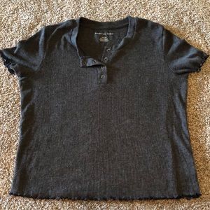 American Eagle Short Sleeve Tee
